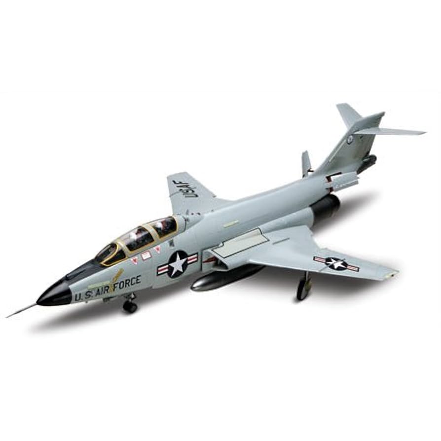 1/48 F-101B ヴードゥー 完成品