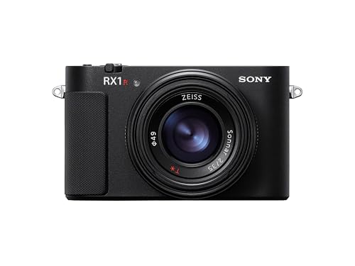 Sony RX1R III Full-Frame Premium Compact Camera Optimized with 61 MP CMOS Sensor, ZEISS® Sonnar T* 35mm F2 Lens, BIONZ XR™ Processor and AI-Based Subject Recognition