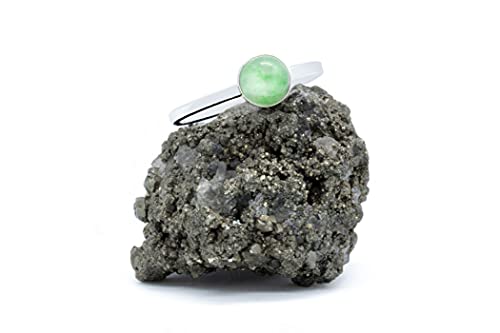 Bague avec pierre verte aventurine et anneau argenté pour illuminer vos tenues chic ou décontractées