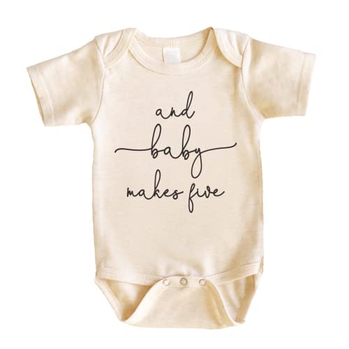 Bump and Beyond Designs Pregnancy Announcement, Baby Makes Five