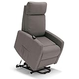 💺 [COMFORT] La poltrona relax elettrica alzapersona SEATTLE PLUS è pensata appositamente per garantire sicurezza e massimo relax. Questo grazie ad una serie di funzionalità e di caratteristiche appositamente studiate. Con il telecomando in dotazione è infatti possibile raggiungere tre diverse posizioni: posizione relax per raggiungere la massima comodità, posizione tv per guardare comodamente i tuoi programmi preferiti, posizione alzapersona che ti garantisce un sostegno completo nella fase di sollevamento, permettendoti di alzarti in modo sicuro e senza sforzo.