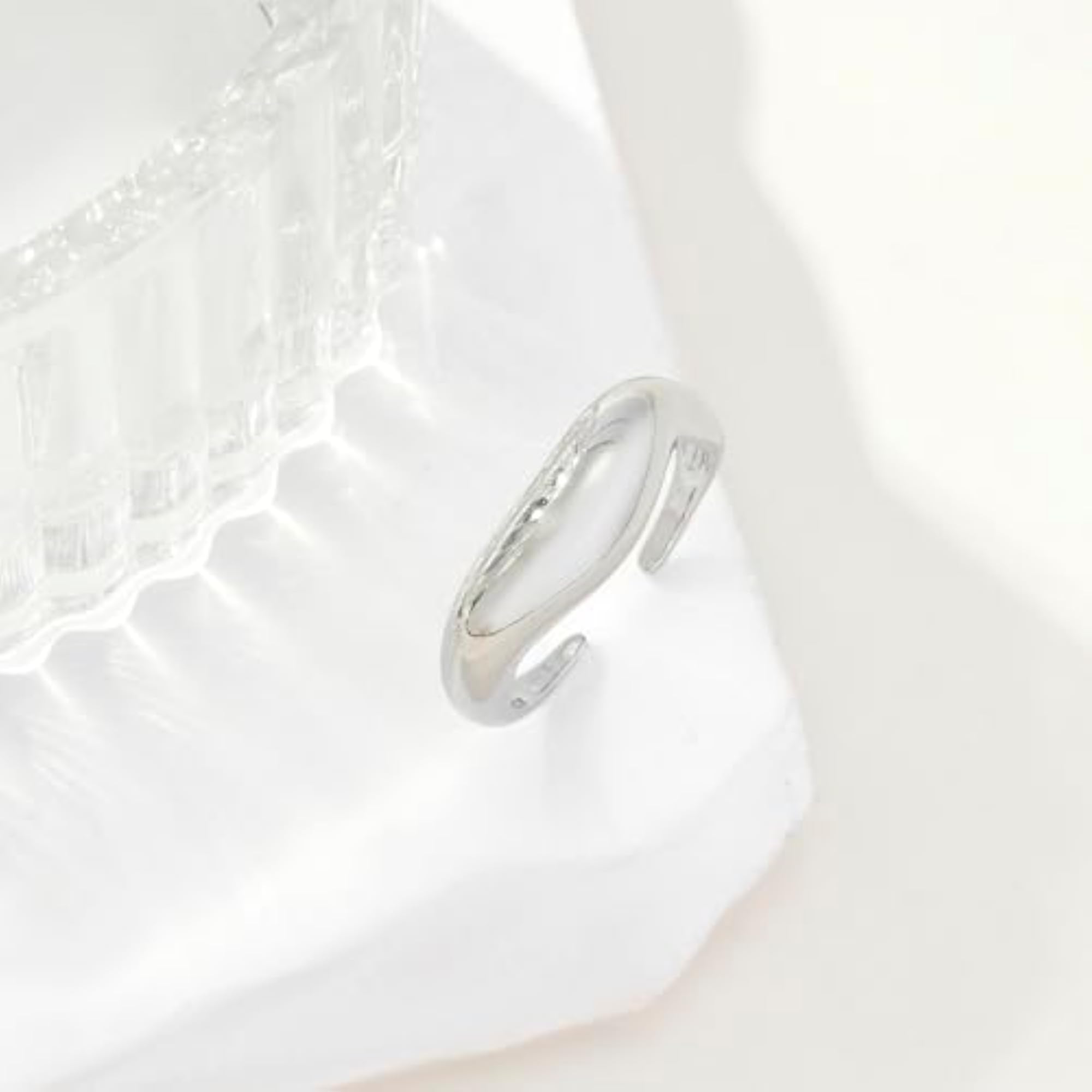 Women's Anti Tarnish Chunky Molten Finger Ring