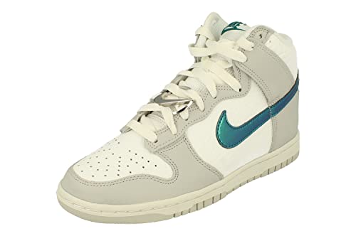 Image of Nike Women's Dunk High Sneaker