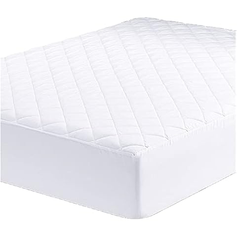 UYEESE King Size Quilted Mattress Protector Cover