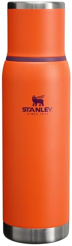 Stanley Adventure To Go - Vaso de viaje aislado, 1.1 cuartos de galón, botella aislada de acero inoxidable resistente a fugas con tapa aislada y tapón sin salpicaduras