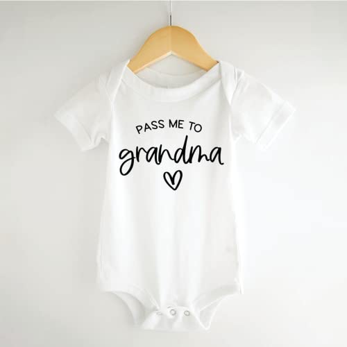 Bump and Beyond Designs Baby Announcement, Pass me to Grandma2