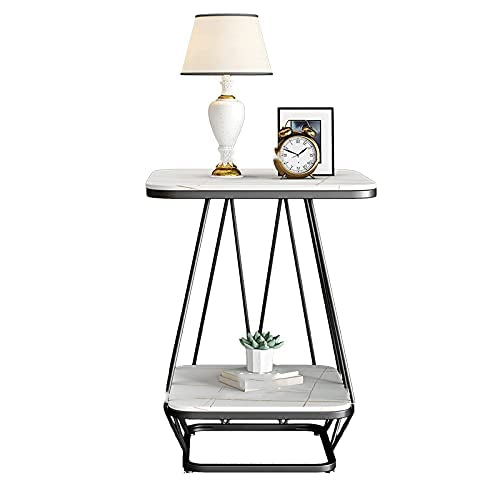 Table d'appoint en fer forgé idéale pour aménager un balcon lumineux
