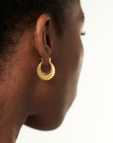 Gold Hoop Earrings 14K Gold Plated Huggie Hoops Twisted Croissant Earrings Small Hoop Earrings for Women Jewelry Gifts3