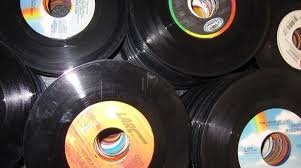 45 RPM Records. 25 Pack Lot of Popular music from 1960's to 1980's. Very good condition.