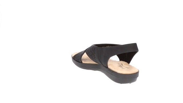 Amazon.com | Claudia | Platforms & Wedges