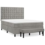 Confort luxueux dans la chambre : le lit à sommier tapissier recouvert de velours gris clair entoure une surface de couchage de 140 x 200 cm et offre un soutien ponctuel pour les personnes dormant sur le dos ou sur le ventre grâce à un matelas à ressorts ensachés de 20 cm. La garniture en mousse respirante réduit les bruits de mouvement et assure des nuits paisibles.