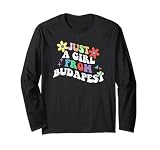 ¿Conoces a alguien de Budapest? Este bonito y divertido diseño envejecido con flores de color pastel que dicen que solo una niña de Budapest es el mejor regalo del día de la madre para dar a las mujeres que nacen o crecieron en Budapest.