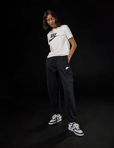 Nike Women's Sportswear Club Fleece Mid-Rise Oversized Cargo Sweatpants2