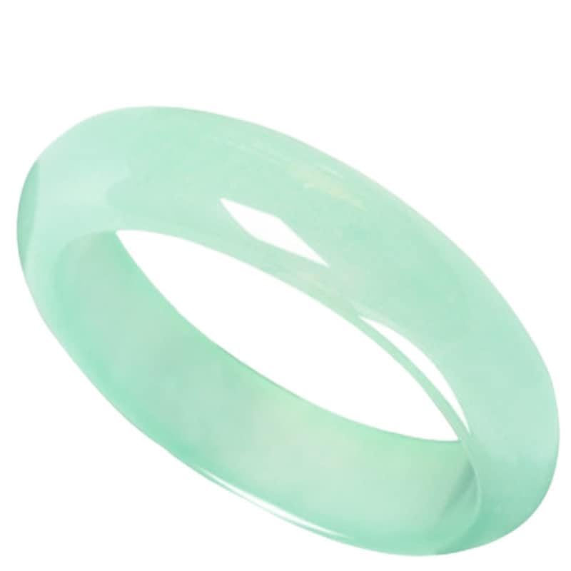 Bracelet en jade émeraude naturel à porter au quotidien pour un style élégant