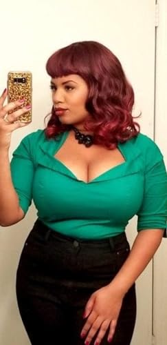 Perruque pin-up noire et rouge pour changer de look style années 50 - 7