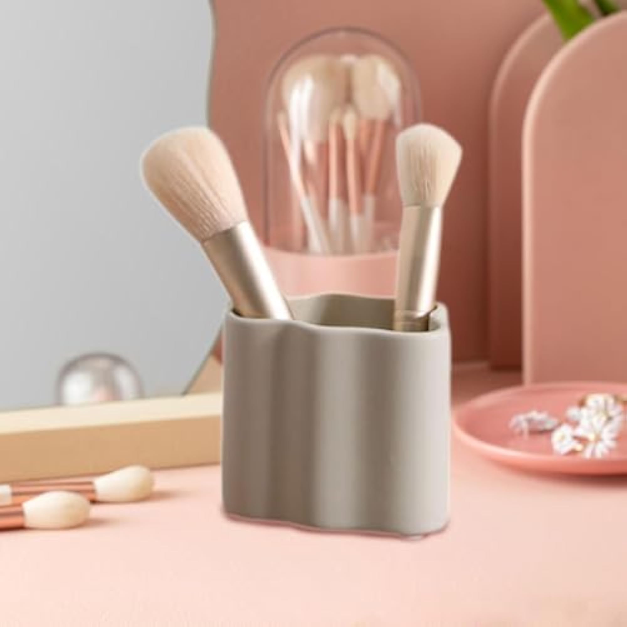 Gray Makeup Brush Organizer for Dressing Table