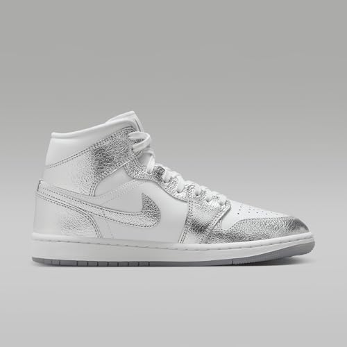 Image of Nike Women's Air Jordan 1 Mid SE Sneaker