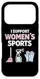 Le concept féministe créatif I Support Womens Sports combine des éléments de nettoyage domestique avec un message de soutien sportif montre l'autonomisation de l'égalité et la force des femmes en utilisant un sarcasme humour spirituel et des thèmes de la vie quotidienne relatables.