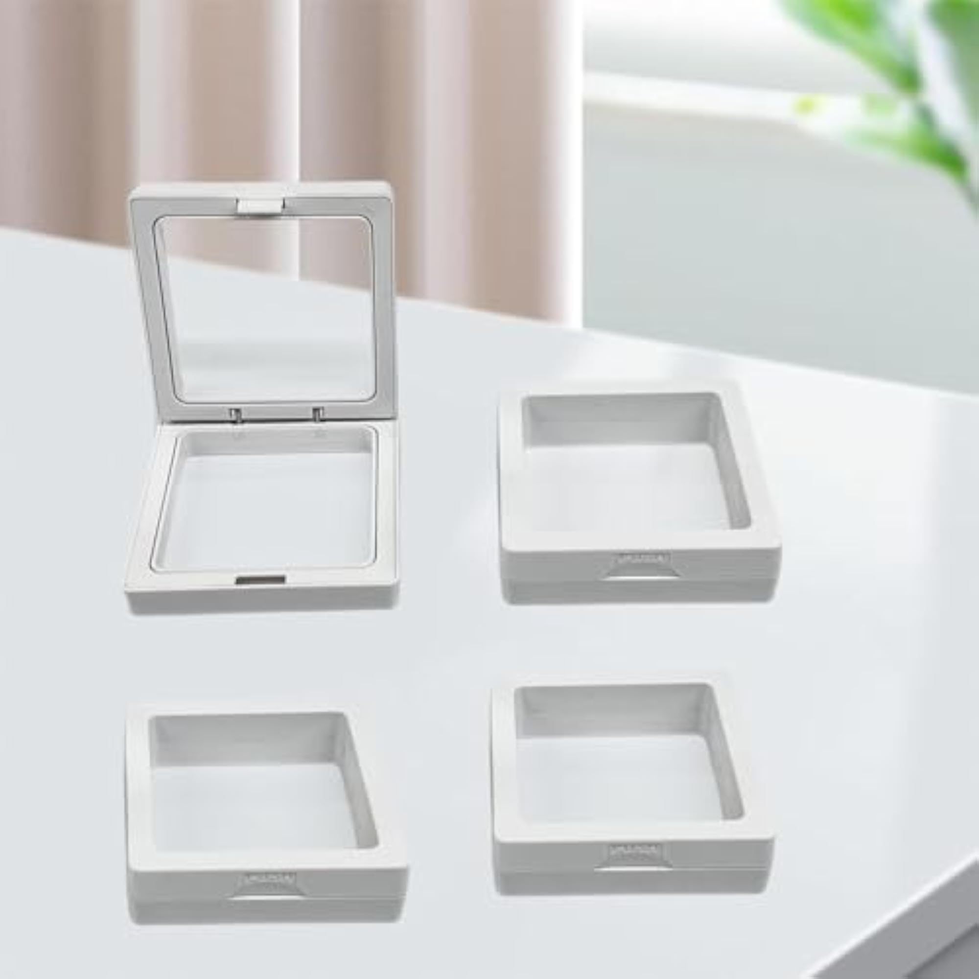 4X Floating Frame Display Case for Antique Gifts
