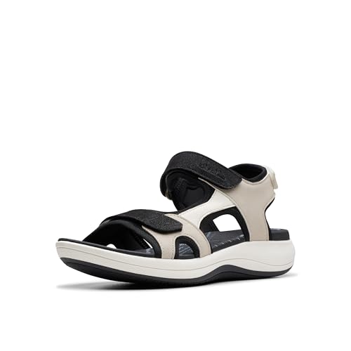 Image of Clarks Women's Mira Bay Flat Sandals