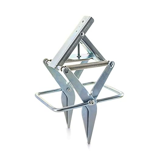 QWORK Mole Trap, Gopher Trap Reusable Mechanical Eliminator with Quick Scissors, Silver