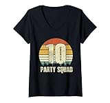 Photo Gallery donna live legend 10 year vintage party crew squad birthday gifts maglietta con collo a v Photo Gallery donna live legend 10 year vintage party crew squad birthday gifts maglietta con collo a v