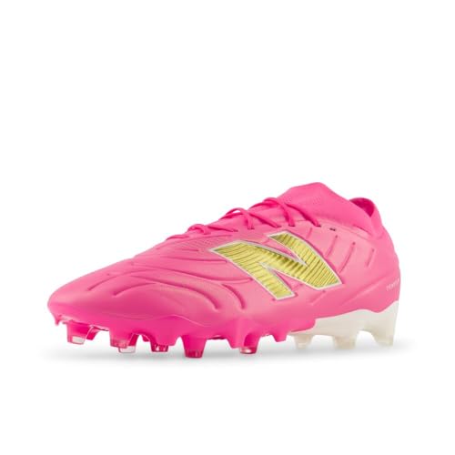 New Balance Tekela Team Low FG V5 Cleats
