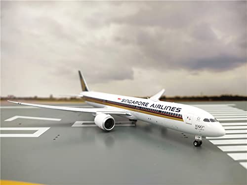 Amazon | Phoenix 1:400 完成品 Singapore Airlines 1000th for Boeing