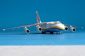 Amazon.com: GeminiJets ANTONOV Cargo An-124-100M UR-82027 1/400