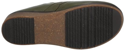 SoftWalk Women's Amber 3.0 Ballet Flat, Dark Olive, 94