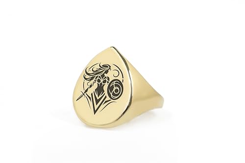 Bague Valkyrie or 14k et sa forme poire comme symbole féministe vibrant