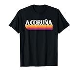 A Coruña España. Diseño Vintage A Coruña Galicia España. Logotipo retro A Coruña. Ropa A Coruña de los años 70. Etiqueta Retro 80's A Coruña España. Un logotipo de senderismo de Coruña. Un logo Coruña para exteriores.