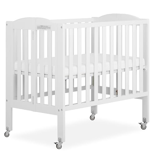 Dream On Me 2-in-1 Folding Portable Compact Mini Baby Crib in White, GreenGuard Gold & BSA, US Patented Flat Folding System, Locking Wheels,1″ Mattress Pad, Space-Saving Quck Fold Easy Storage