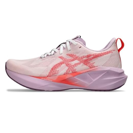 ASICS Tênis de corrida feminino NOVABLAST 5, Branco/Coral Reef, 38