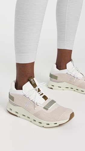 Image of On Women's Cloudnova Sneakers