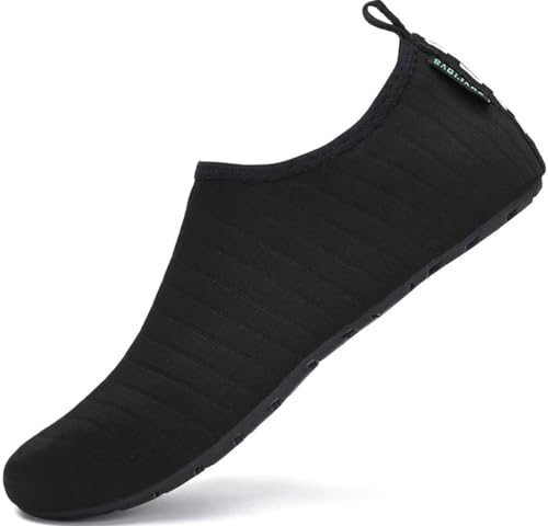 SAGUARO Escarpines Hombre Mujer Zapatos de Agua Ligeros Calzado Playa Transpirables Zapatillas Deportes Acuáticos para Surf Natación Piscina Vela Mares Rocas Río, Ónice Negro, 44 EU, etiqueta 44/45