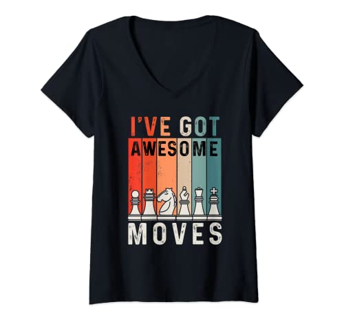 Mujer Ajedrez divertido retro vintage I've Got Awesome Moves Camiseta Cuello V