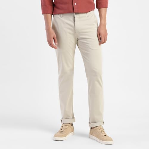 Image of Levi's Men's Solid Slim Fit Trousers