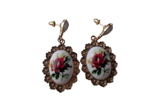 Boucles d oreilles roses d amour vintage pour sublimer vos tenues de soirée