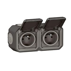 legrand prise etanche double ip55 avec terre plexo prise 2p+t 16a complète avec volet pour pose en apparent montage horizontal fabriqué en france anthracite