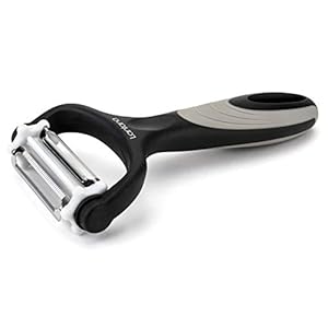 Lantana Pelapatate 3 in 1/Pelaverdura e Frutta/Affettatrice alla Julienne. 3 Peeler in 1 per Pelare Velocemente Patate, Carote e Ogni Tipo di Verdura e Frutta. Nero/Grigio/Acciaio Inossidabile