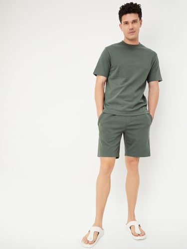 Image of Max Men's Solid Regular Fit T-Shirt