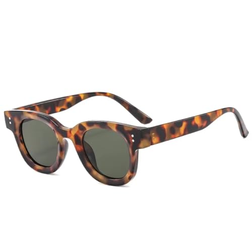 Lunettes de soleil rétro femme pour sublimer vos looks d'été en terrasse