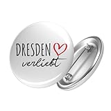 Das ideale Dresden Schrottwichtelgeschenk: Ob als Werbebutton, Souvenir oder persönlicher Anstecker – dieser Button bringt Freude in jede Situation.