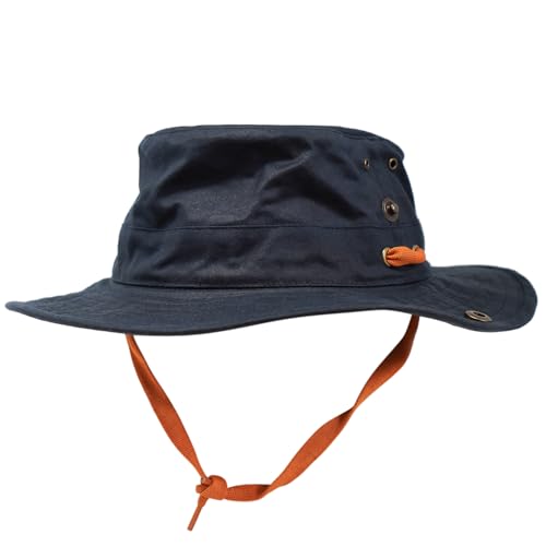 Chapeau imperméable en toile enduite pour éviter la pluie fine et le vent froid