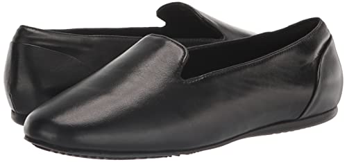 Image of SoftWalk Women's Shelby Loafer Flat Black