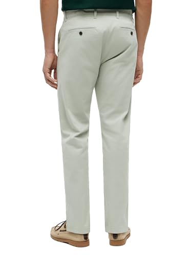 Image of Tommy Hilfiger Men's Stretch Cotton Chino Pants in Custom Fit