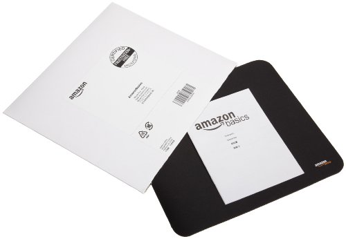 Amazon Basics - Alfombrilla de ratón (base antideslizante), negro