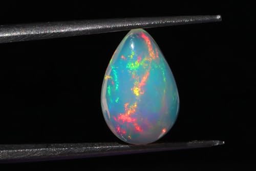 Cabochons d'opale AAAA+ naturelle en poire pour haute joaillerie