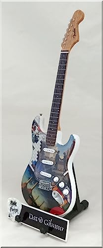 PINK FLOYD Guitare MiniatureThe Wall David Gilmour avec médiator - Les Beatles, Paul McCartney, John Lennon, RIngo Starr, George Harrison PINK FLOYD Guitare MiniatureThe Wall David Gilmour avec médiator – Image 3